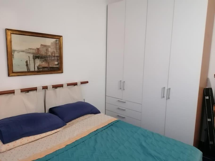 Grazioso Appartamento A Ischia Zona Pilastri Buitenkant foto